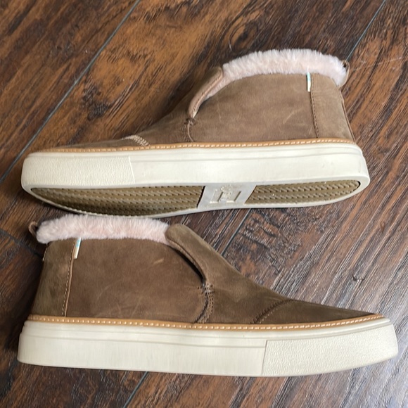 Women’s Toms Paxton Slip On - Picture 5 of 9